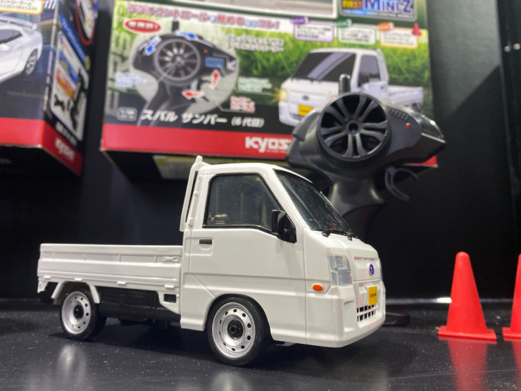 KYOSHO RC BLOG　週刊ミニッツ通信 スバル サンバー （6代目）登場！！