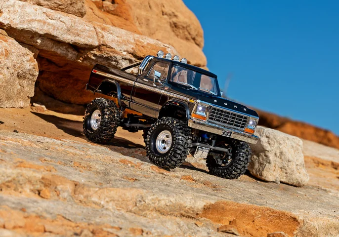 KS HOBBY　本格RCそれでいて簡単。Traxxas TRX-4M フォード F150 ブラックエディション 数量限定販売　